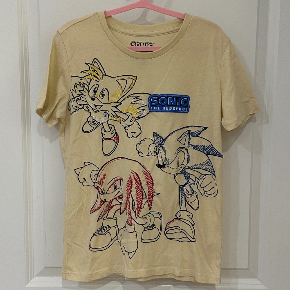 Sonic the Hedgehog Boys Graphic Tee Shirt Cream Tails Knuckles Size 10/12 L